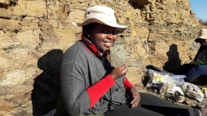 Aviwe Matiwane on site finding some wonderful fossil plants